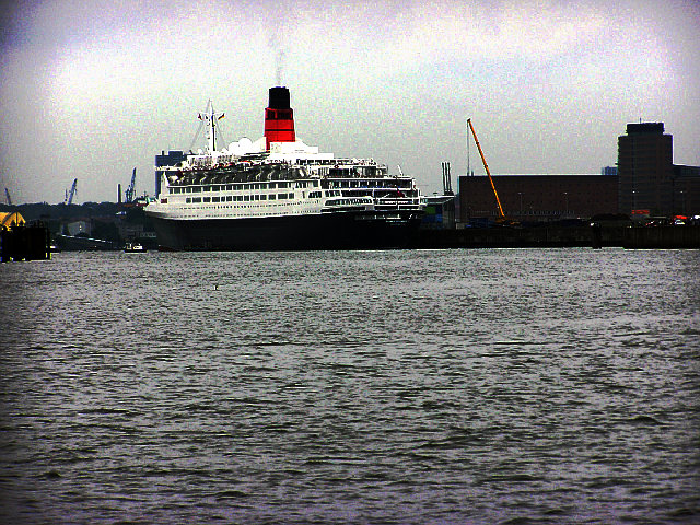 Queen Elizabeth 2