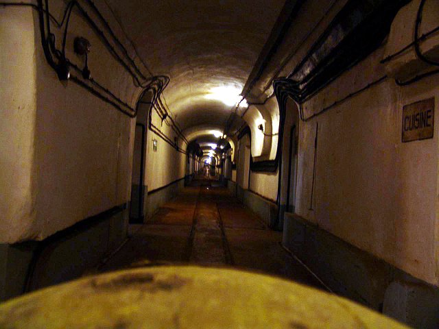 Gang zum Geschützturm