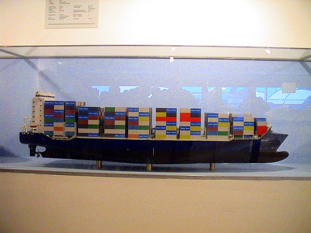 Containerschiff Modelschiff