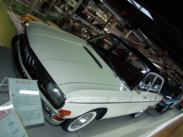 Audi 60