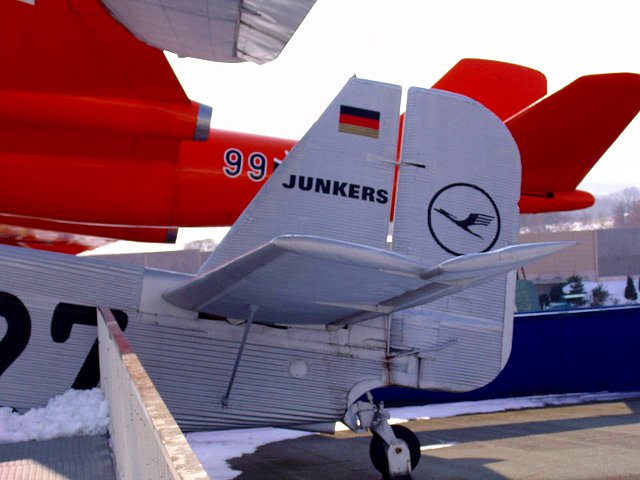 Junkers JU-52