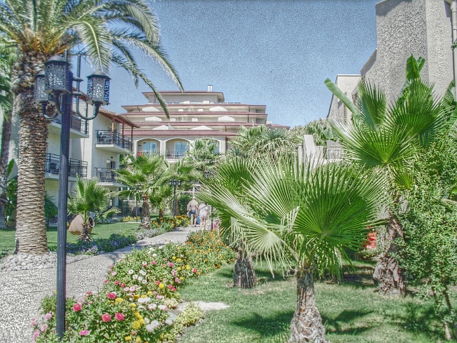 Paloma Oceana Resort Hotel